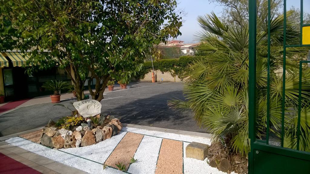 Hotel Laurence Roma Dış mekan fotoğraf