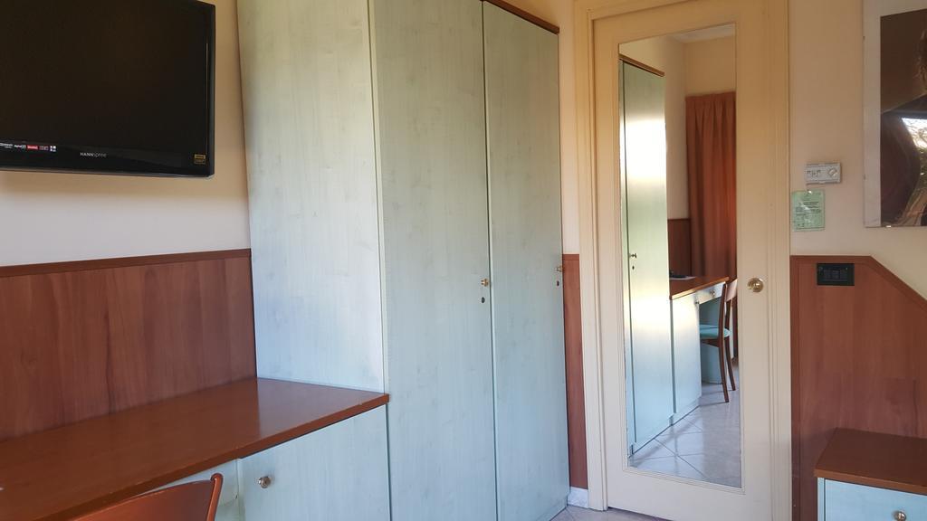 Hotel Laurence Roma Dış mekan fotoğraf