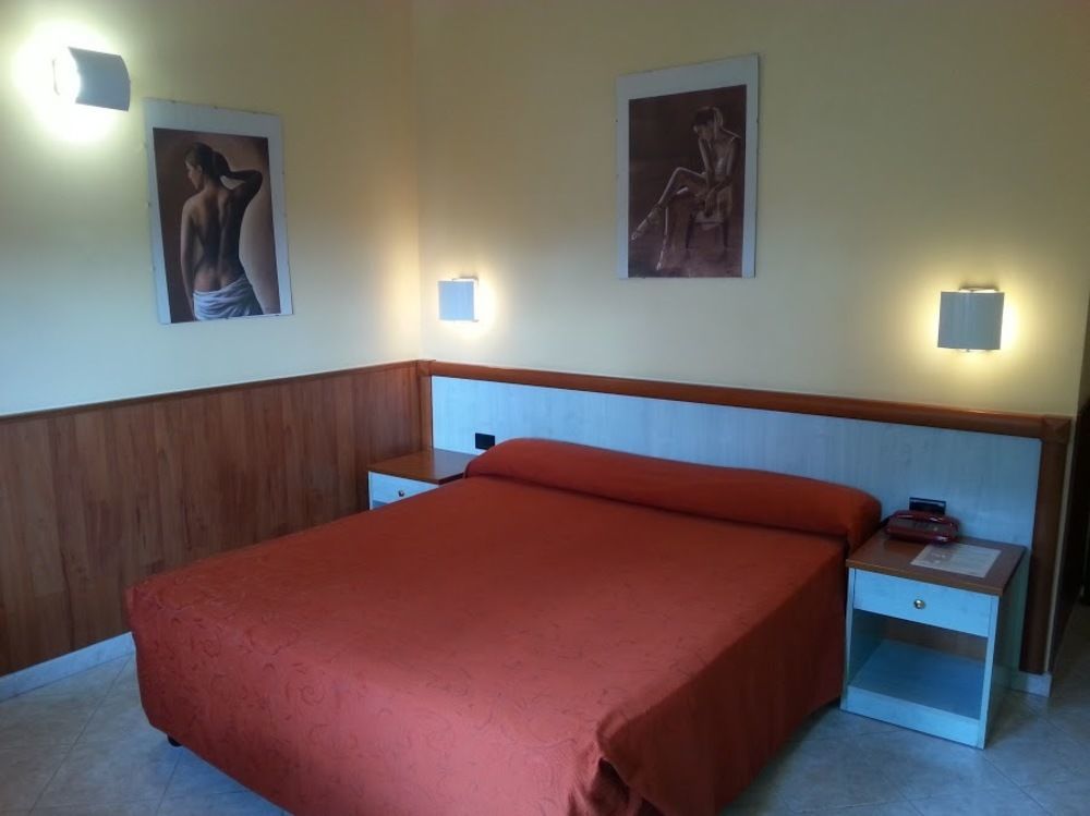 Hotel Laurence Roma Dış mekan fotoğraf