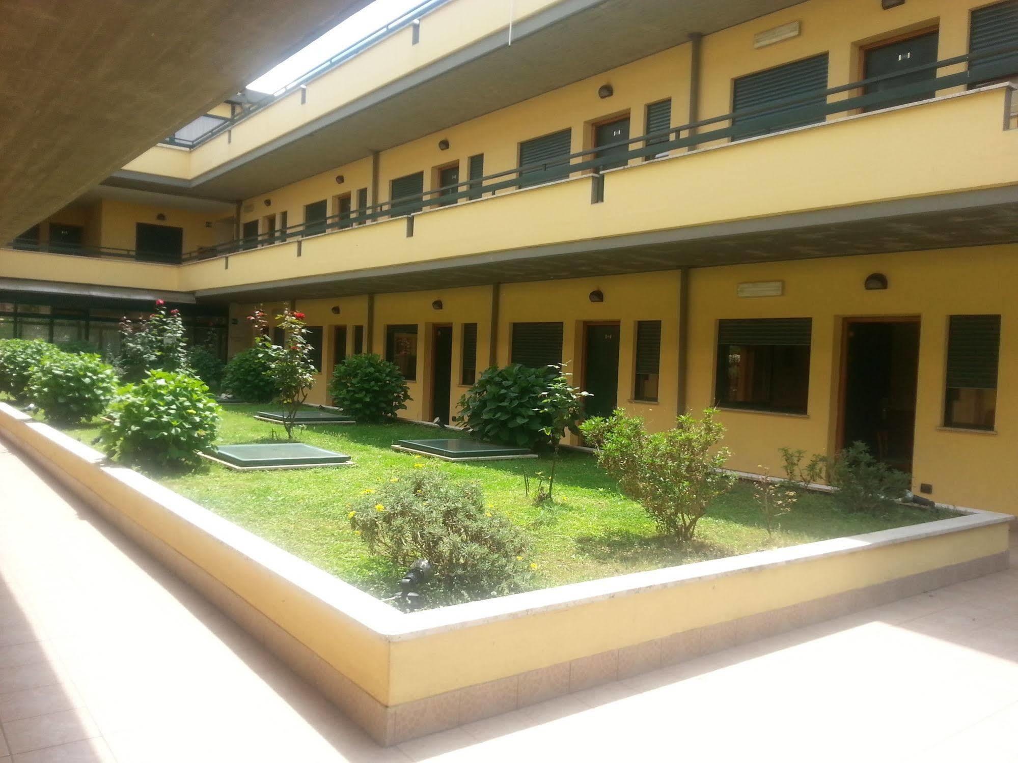 Hotel Laurence Roma Dış mekan fotoğraf