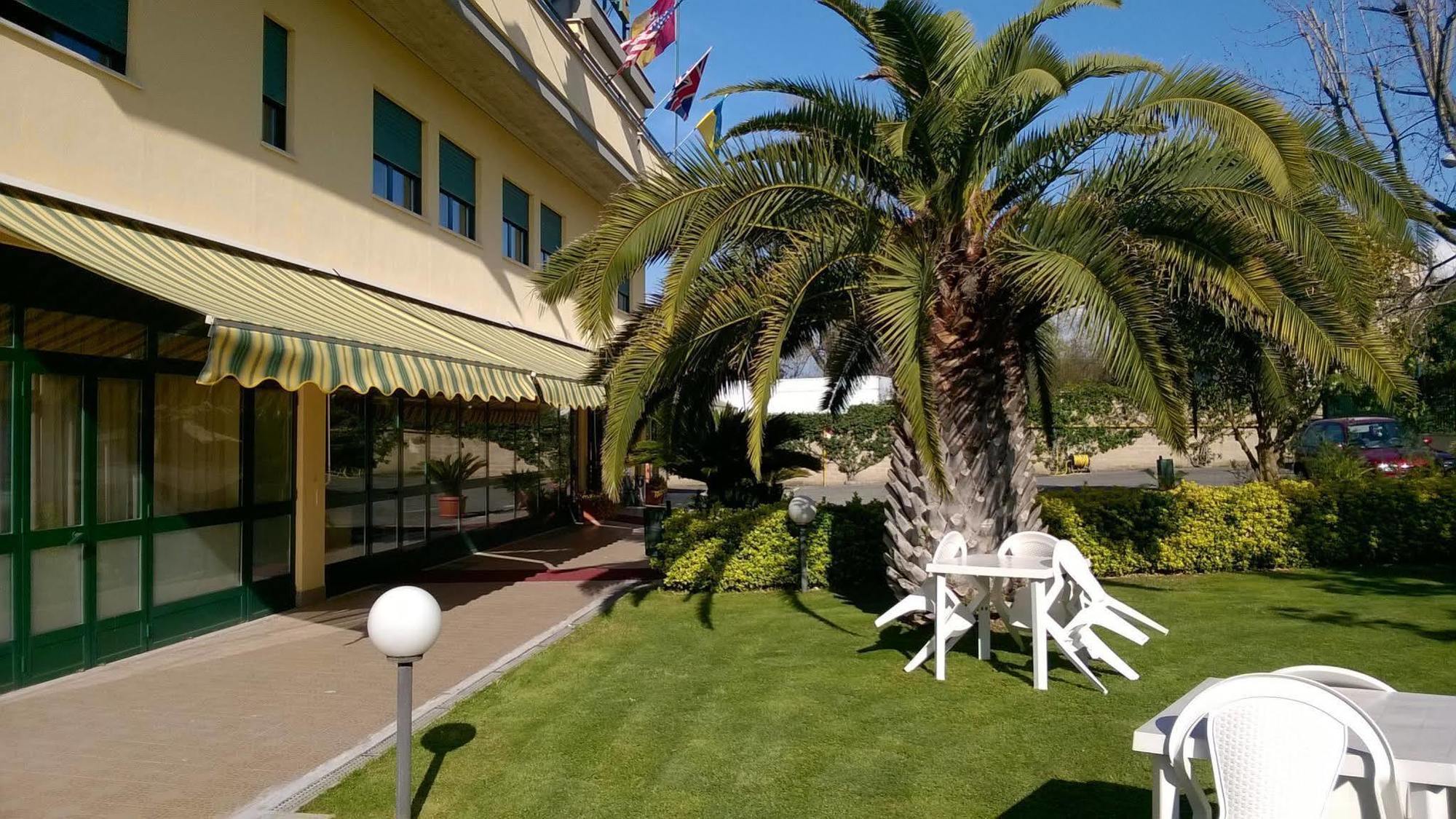 Hotel Laurence Roma Dış mekan fotoğraf