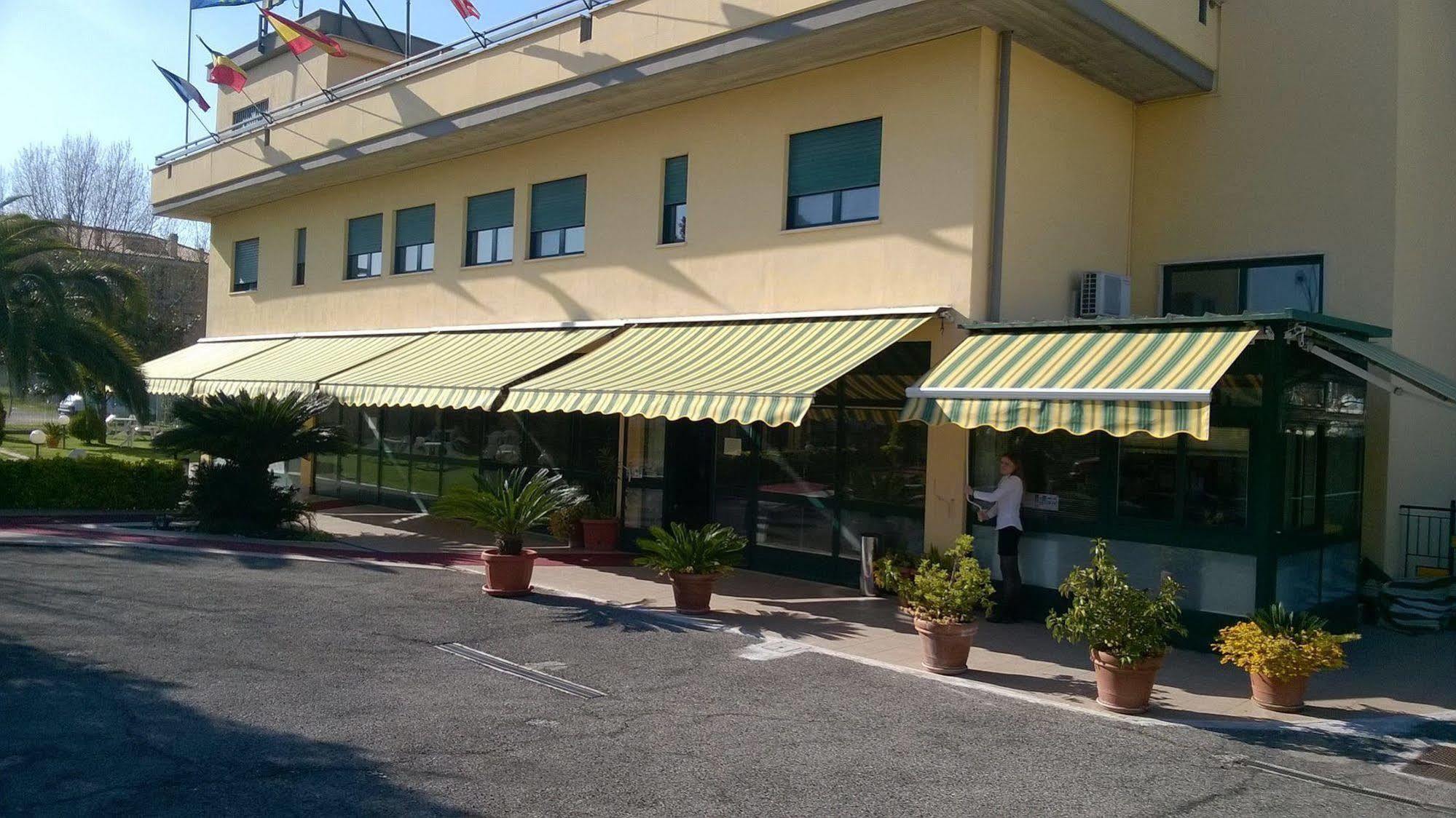 Hotel Laurence Roma Dış mekan fotoğraf